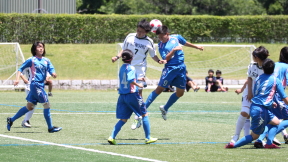 女子サッカー部 明桜高校